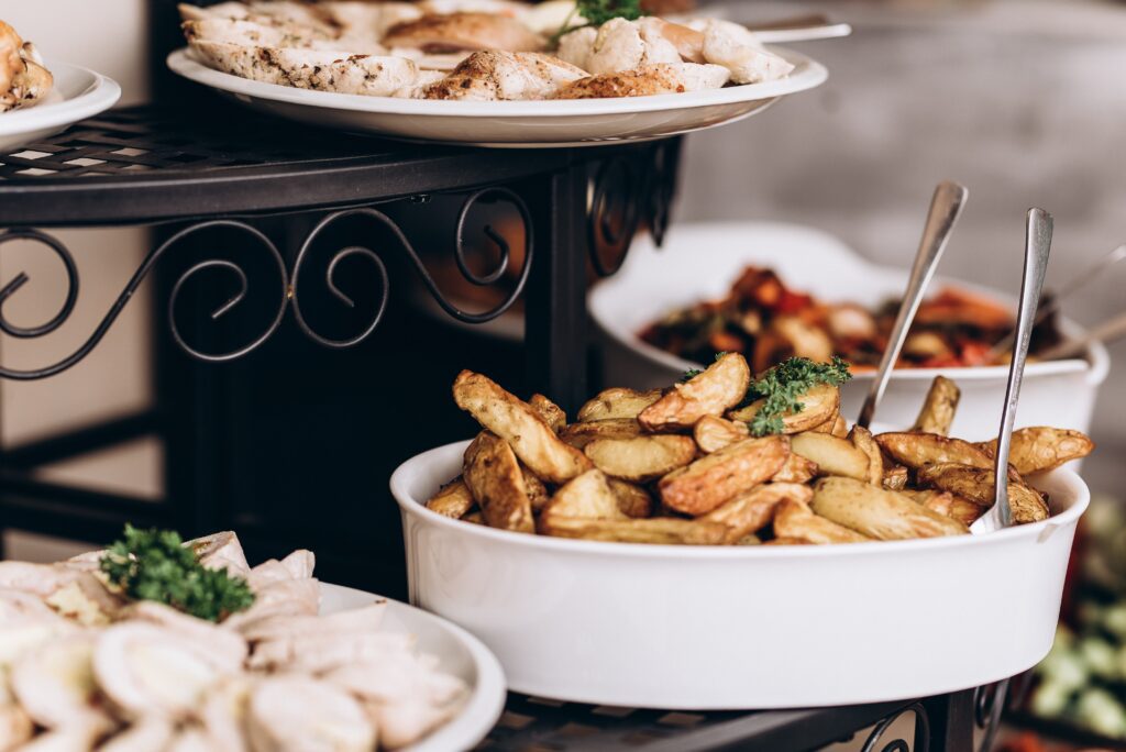 Menu weselne – przykładowe propozycje dań. czym się kierować? Menu weselne – przykładowe propozycje dań. czym się kierować?